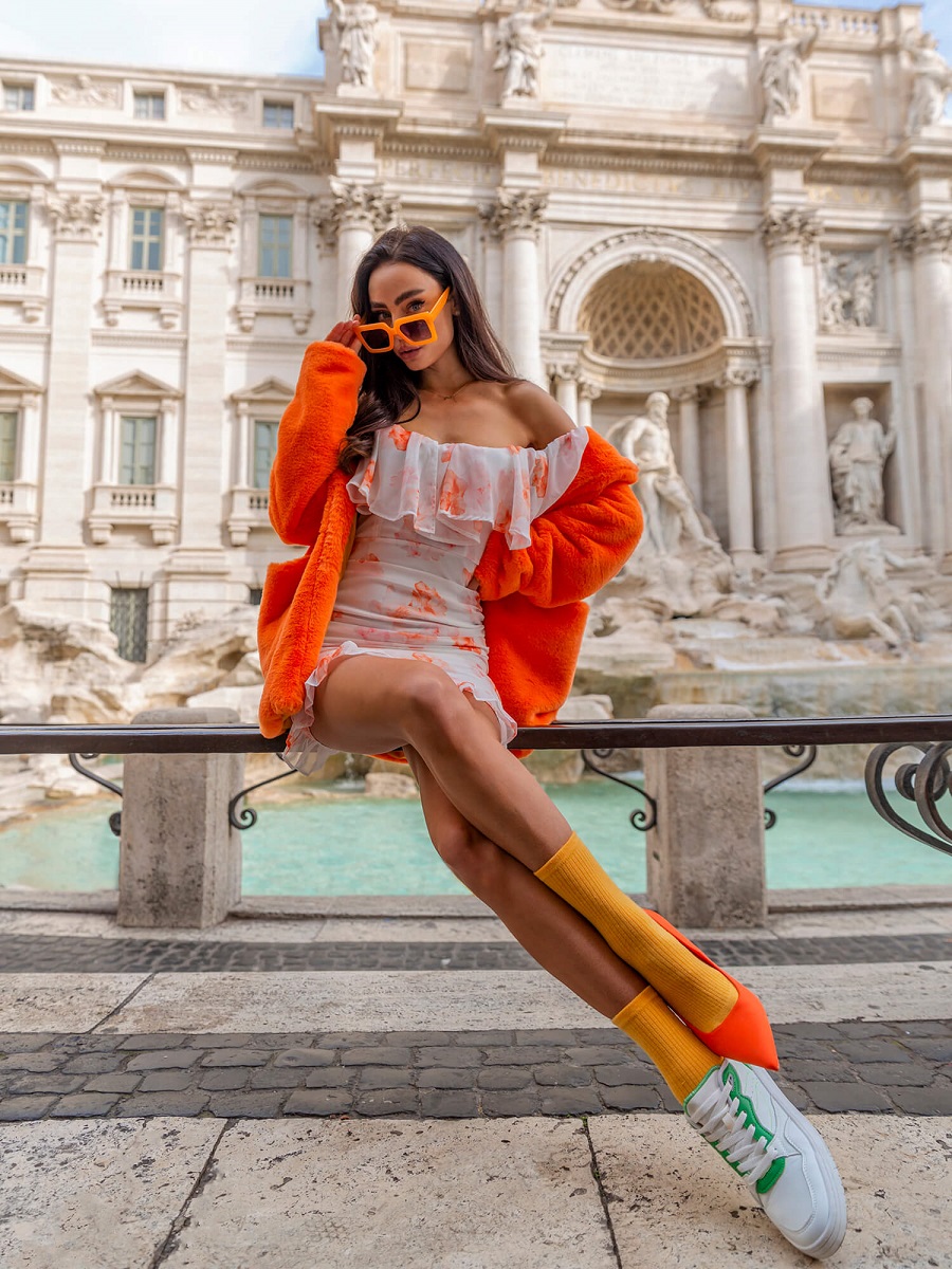 ehurtownia odzieży czy hurtownie stacjonarne? Gdzie robić zakupy?